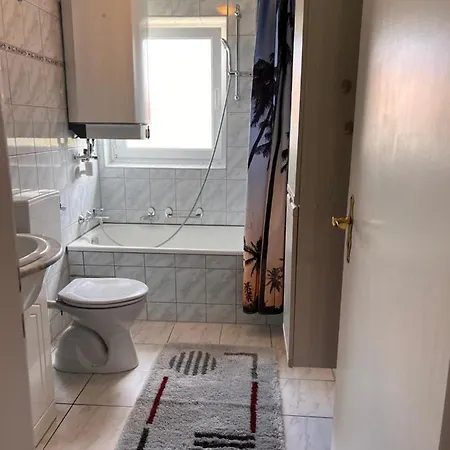 Premium Handwerker- & Monteurzimmer Mit Gemeinschaftsbad شقة *
